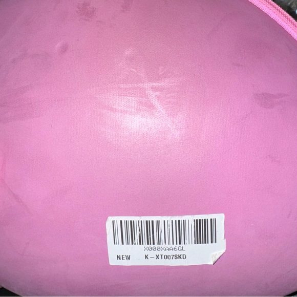 High-grade invisible sticky bra w/cute pink case - Picture 13 of 14